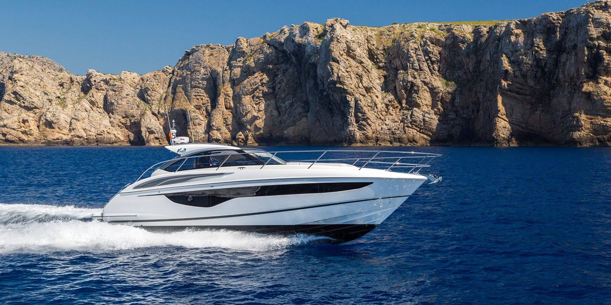 Princess V40 - Exterior