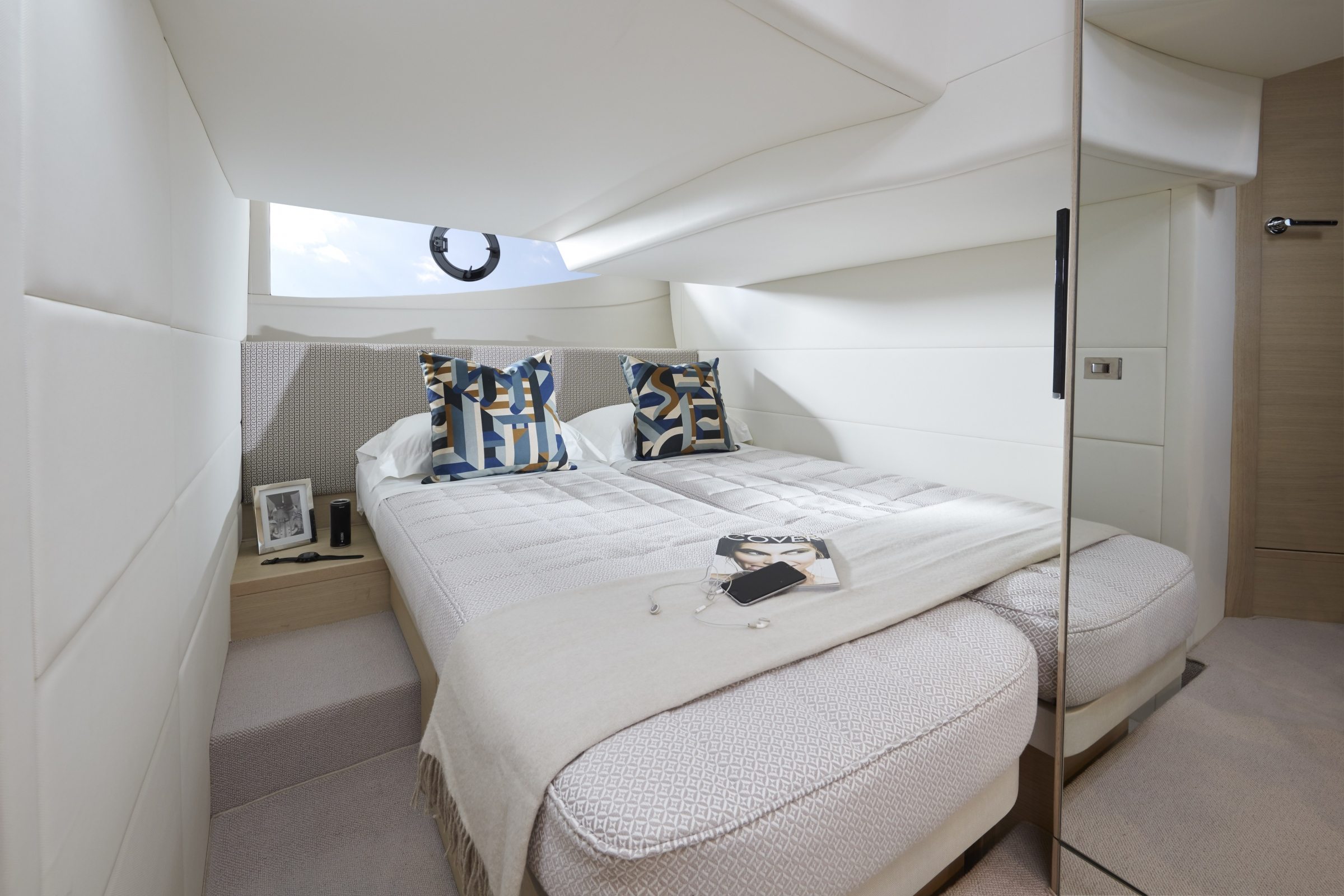 Princess V40 - Exterior